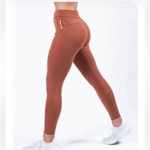 Alphalete core jogger pants XXS brown